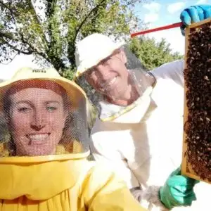 aiuta le api di Naturapiamo