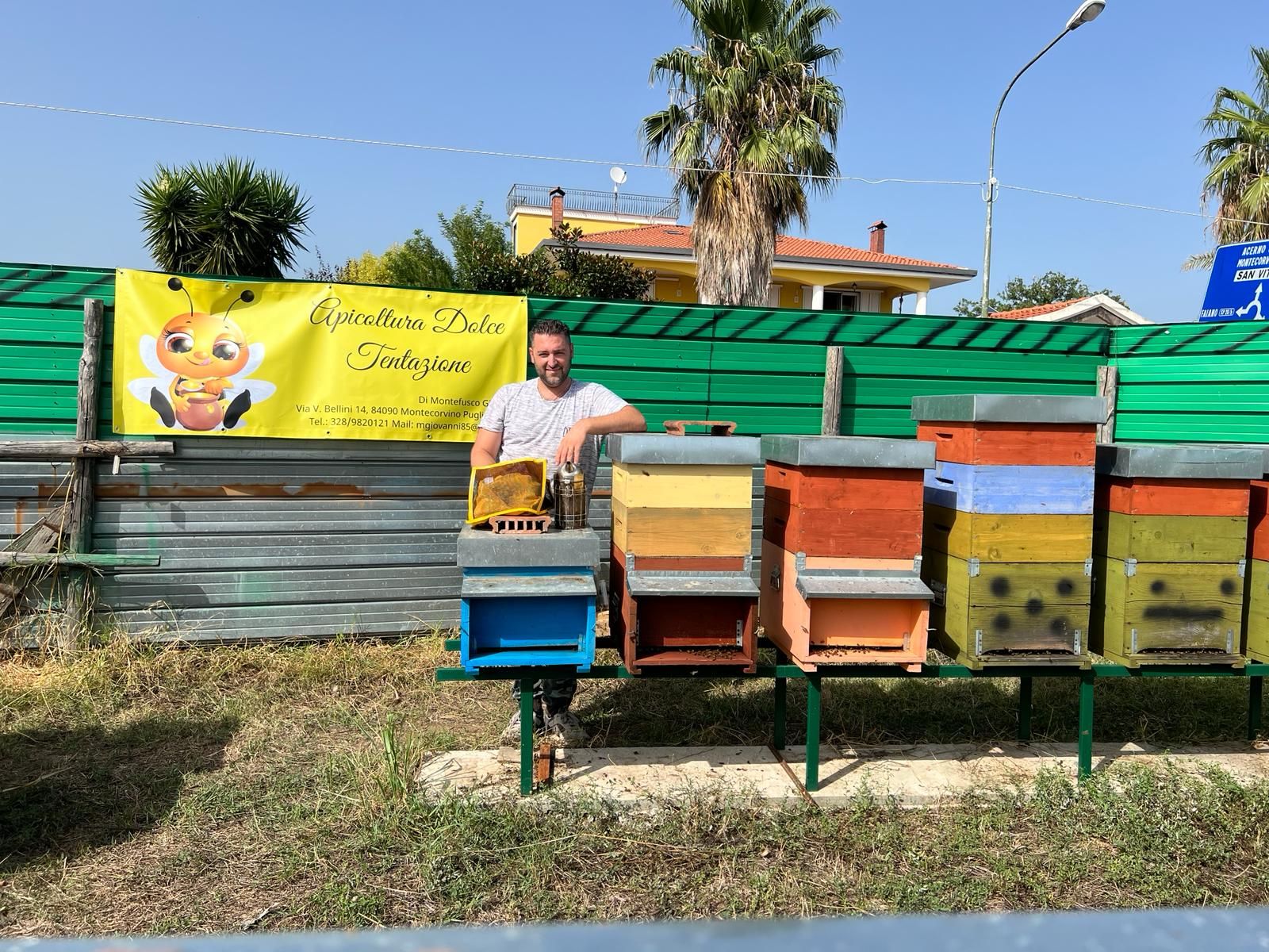 aiuta le api di Apicoltura Dolce Tentazione